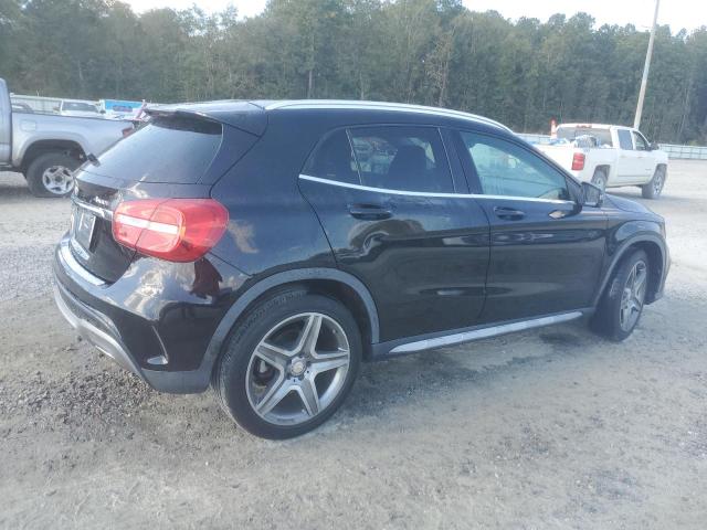 VIN WDCTG4GB1FJ064097 2015 MERCEDES-BENZ GLA-CLASS no.3