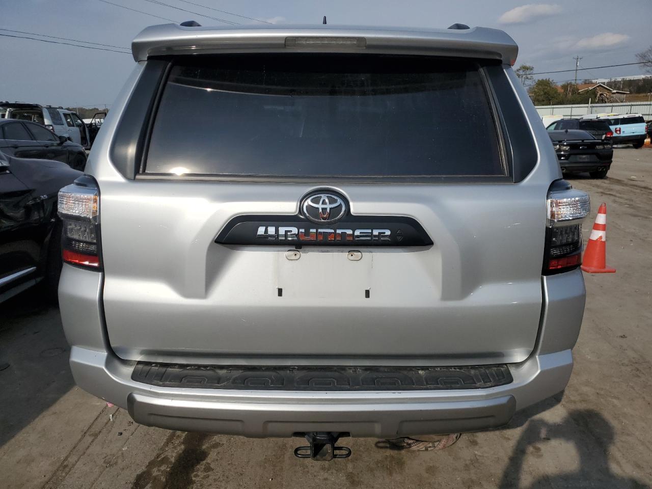 Lot #3027046785 2022 TOYOTA 4RUNNER SR