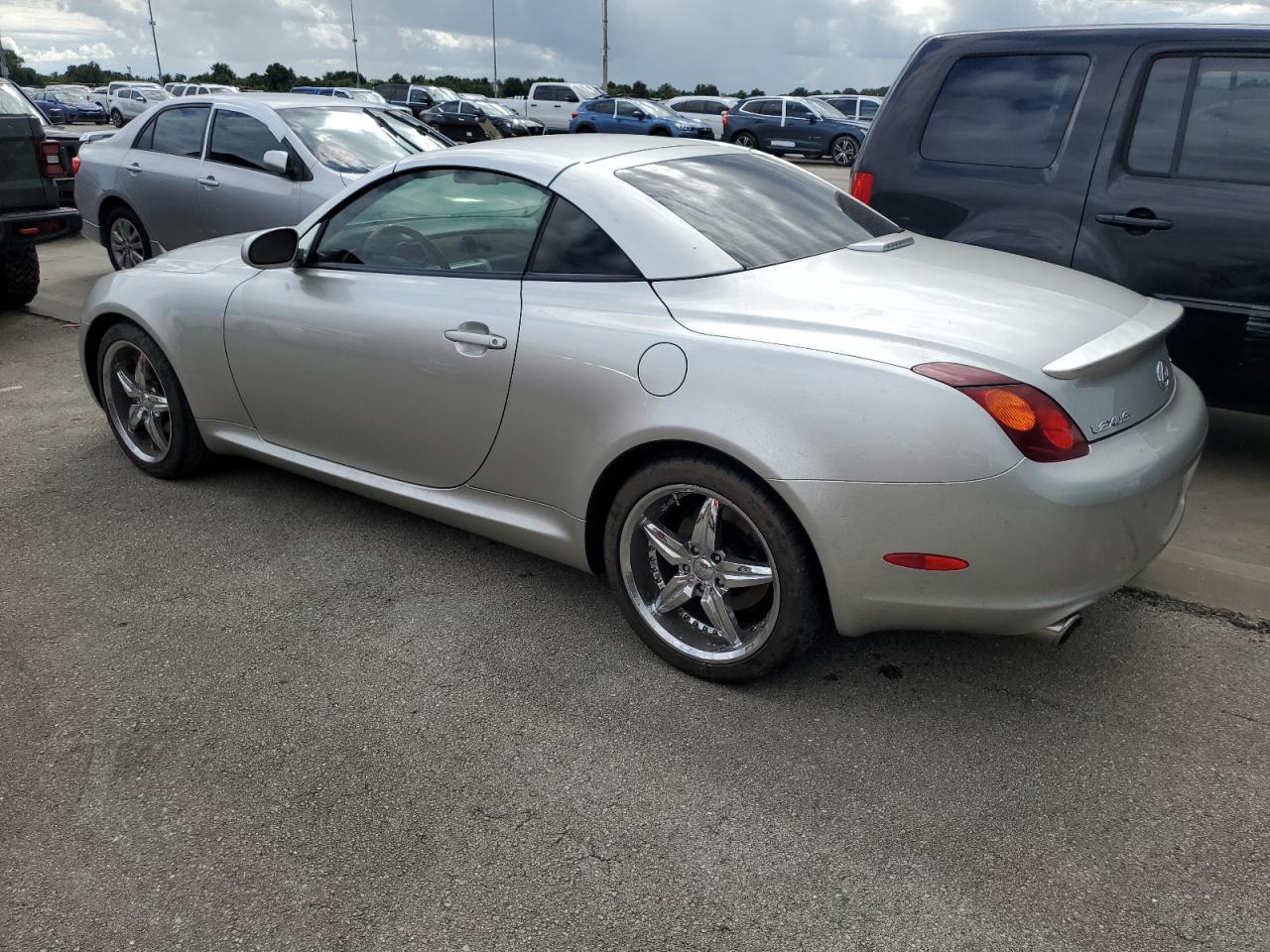 Lot #2998646706 2004 LEXUS SC 430