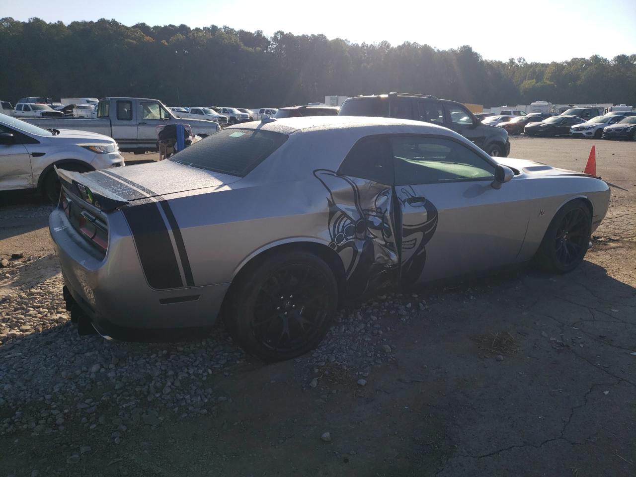 Lot #2970121278 2017 DODGE CHALLENGER