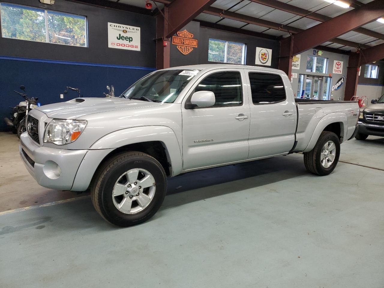 Lot #2892575949 2011 TOYOTA TACOMA DOU