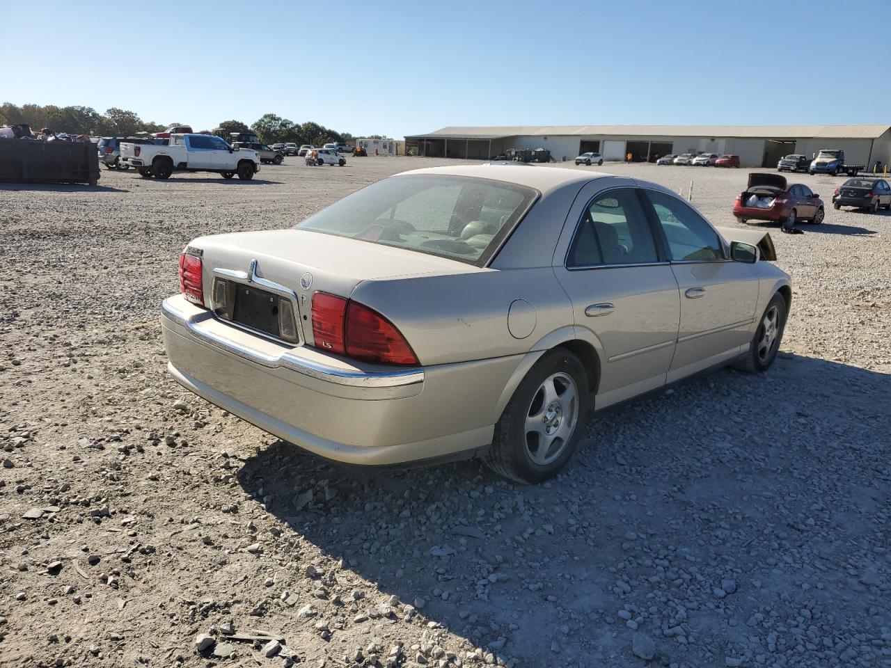 Lot #2974791141 2000 LINCOLN LS