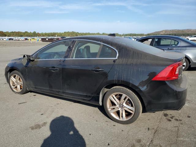 VIN YV1612TM9F2356357 2015 Volvo S60, Platinum no.2