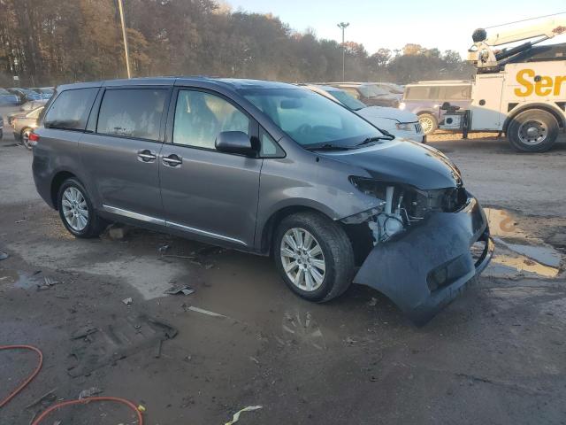 VIN 5TDDK3DC8DS069684 2013 Toyota Sienna, Xle no.4