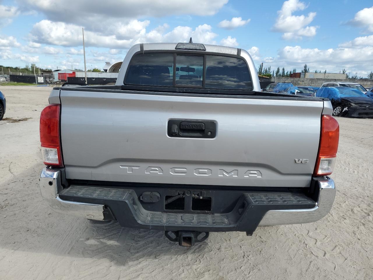 Lot #3030683106 2017 TOYOTA TACOMA DOU