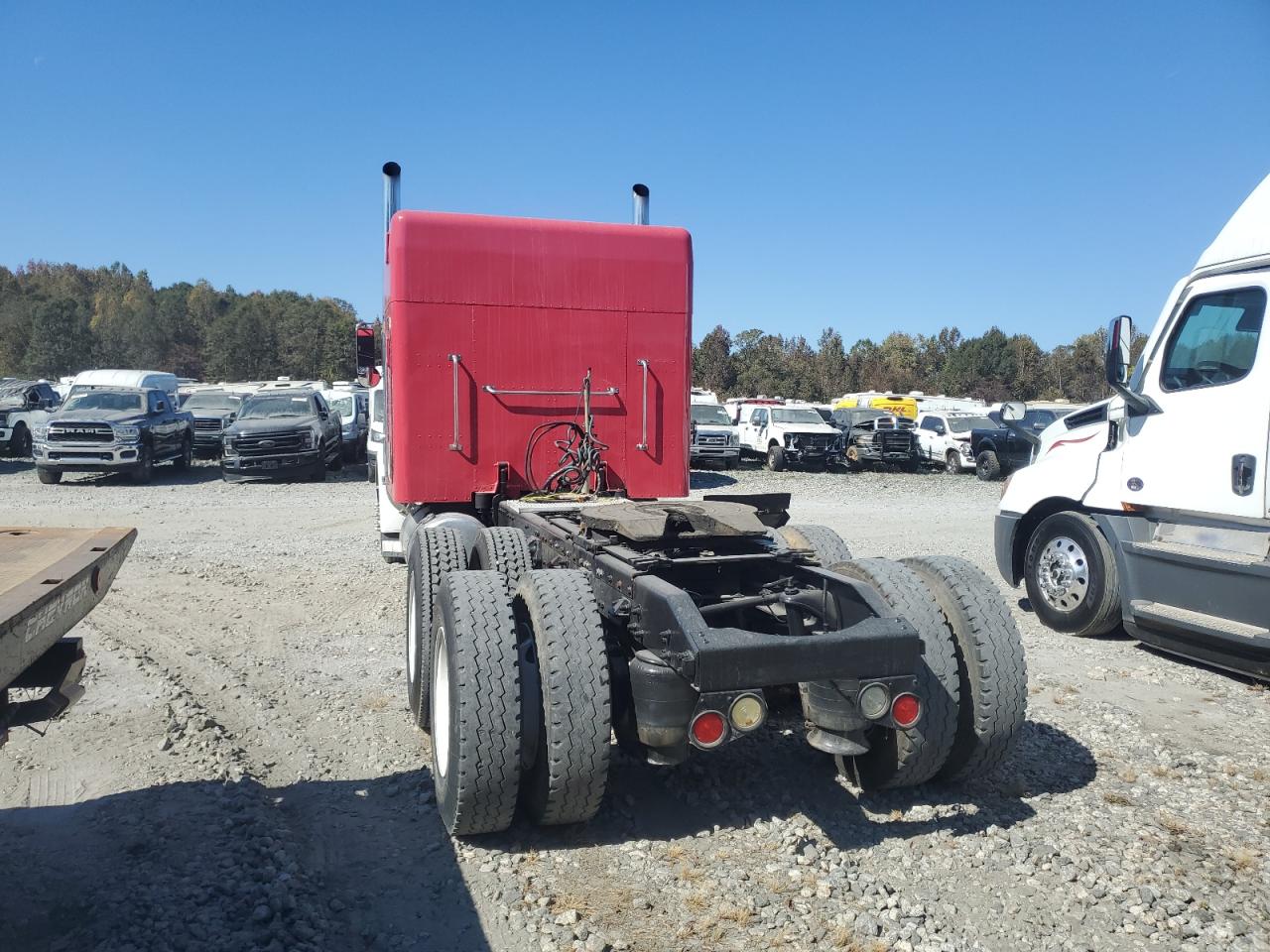 Lot #2926337418 2007 PETERBILT 379