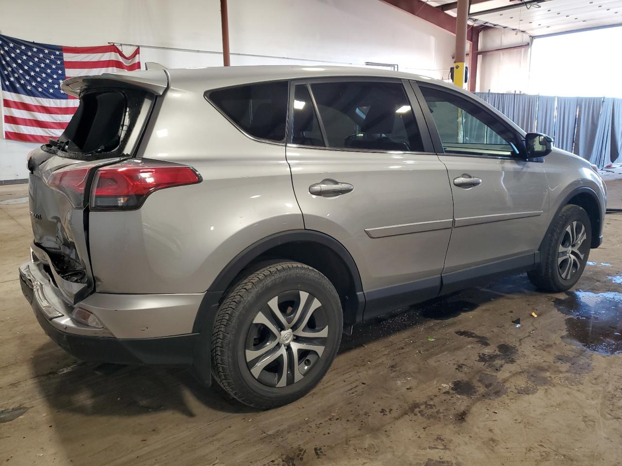 Lot #2994093337 2018 TOYOTA RAV4 LE