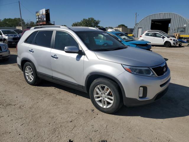 VIN 5XYKT4A75EG460856 2014 KIA Sorento, LX no.4