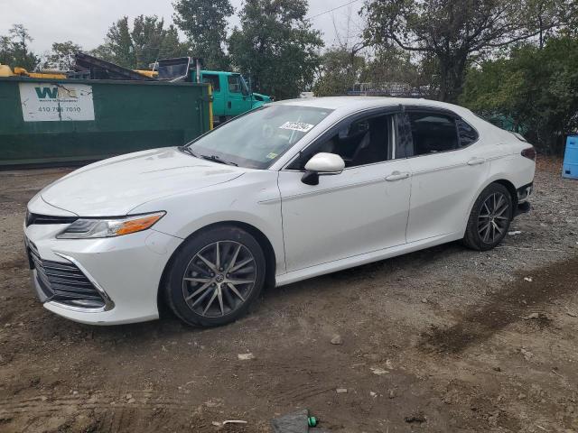 TOYOTA CAMRY XLE