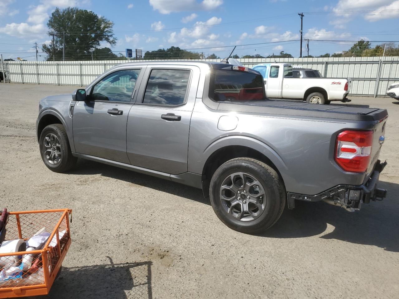 Lot #2974771229 2023 FORD MAVERICK X