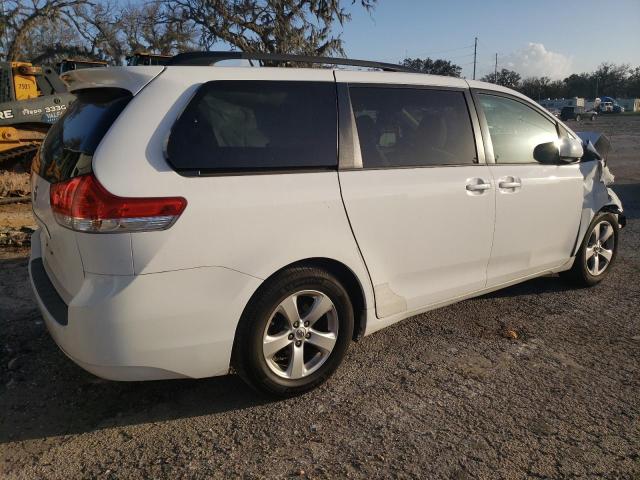 VIN 5TDKK3DC3DS345020 2013 Toyota Sienna, LE no.3