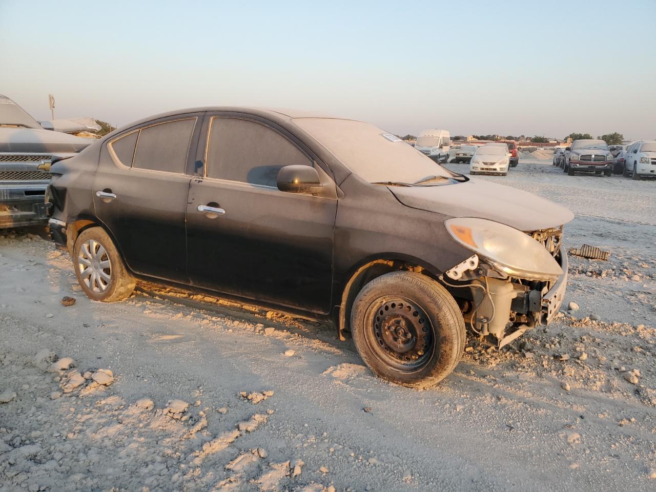 Lot #2892503806 2014 NISSAN VERSA S