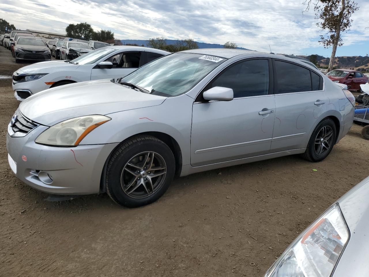 Nissan Altima 2012 