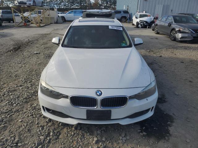 VIN WBA3C3C55DF982055 2013 BMW 3 Series, 320 I Xdrive no.5