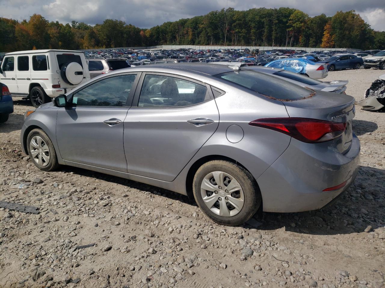 HYUNDAI ELANTRA SE 2016 silver  gas 5NPDH4AE5GH785785 photo #3