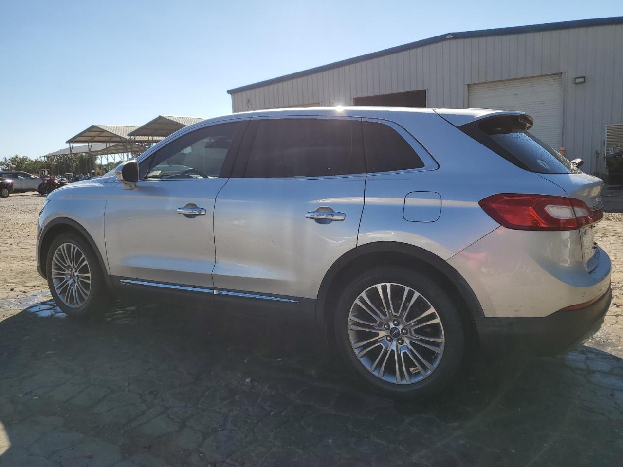 Lot #2918915602 2016 LINCOLN MKX RESERV