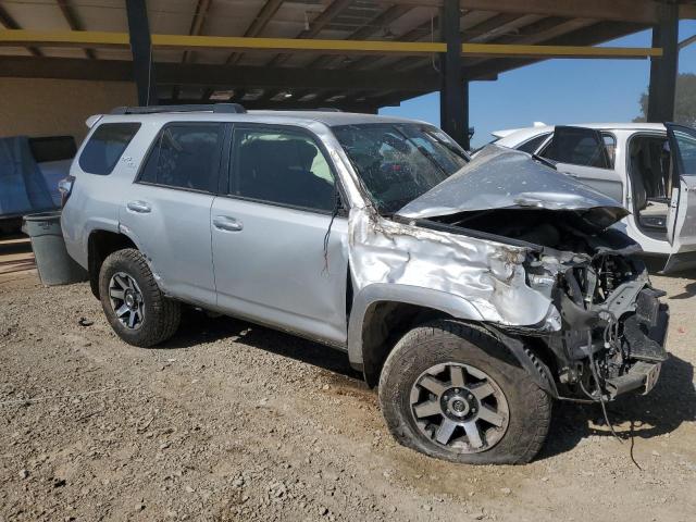 2019 TOYOTA 4RUNNER SR - JTEBU5JR1K5730315
