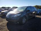 TOYOTA SIENNA XLE снимка