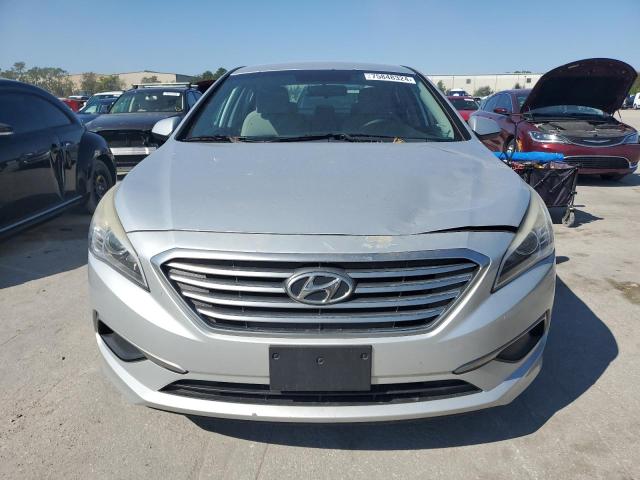 VIN 5NPE24AF8HH522982 2017 Hyundai Sonata, SE no.5