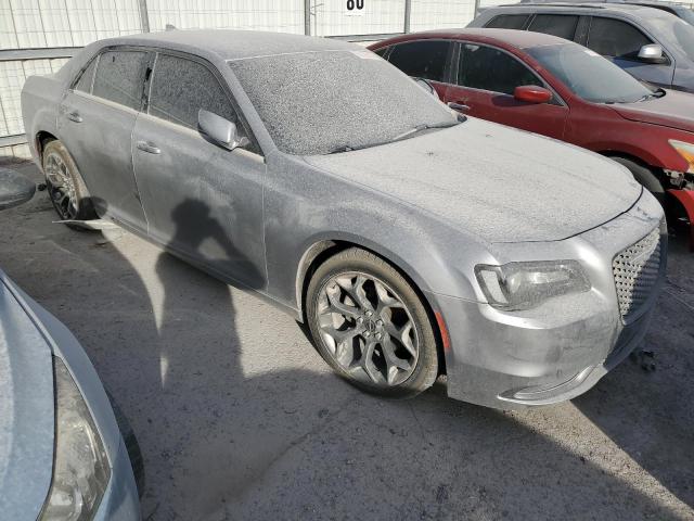 VIN 2C3CCABG4FH772904 2015 Chrysler 300, S no.4