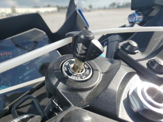 2024 SUZUKI GSX800 F JS1EM13B0R7101387