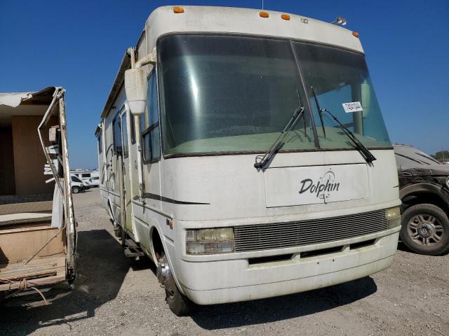 2002 WORKHORSE CUSTOM CHASSIS MOTORHOME #3023655939