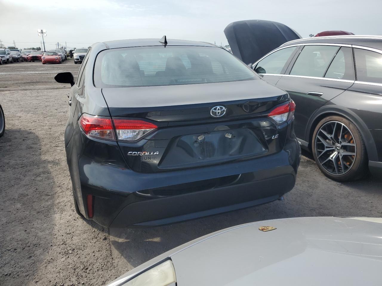 Lot #2989157892 2021 TOYOTA COROLLA LE