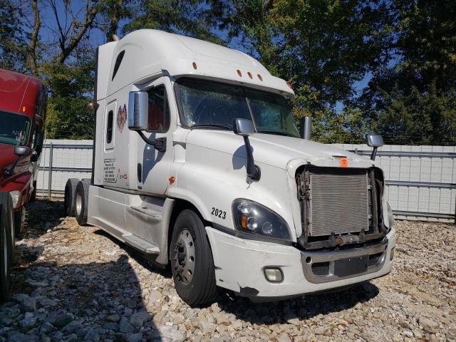 Global Auto Auctions: 2017 FREIGHTLINER CASCADIA 1