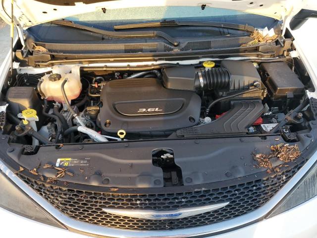 VIN 2C4RC1CG8JR158560 2018 Chrysler Pacifica, LX no.12