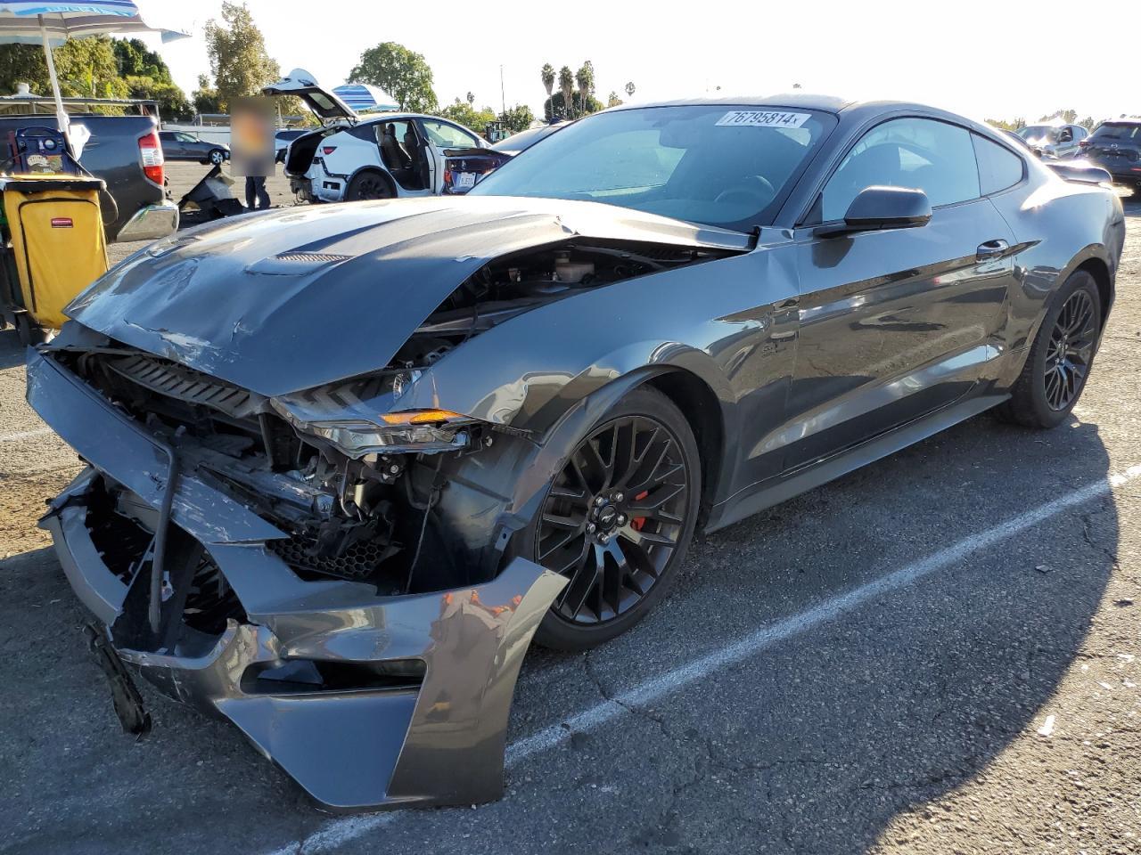 FORD MUSTANG 2019