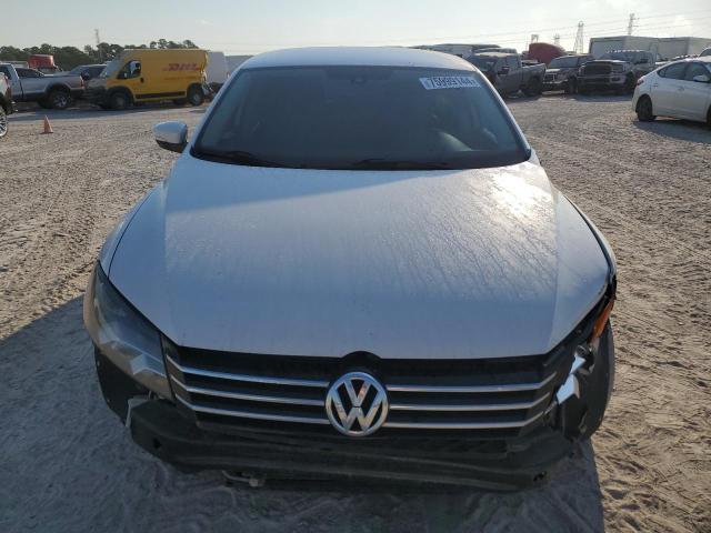 2015 VOLKSWAGEN PASSAT S - 1VWAT7A35FC019886