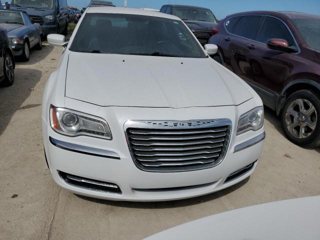 VIN 2C3CCAAG9DH508348 2013 Chrysler 300 no.5