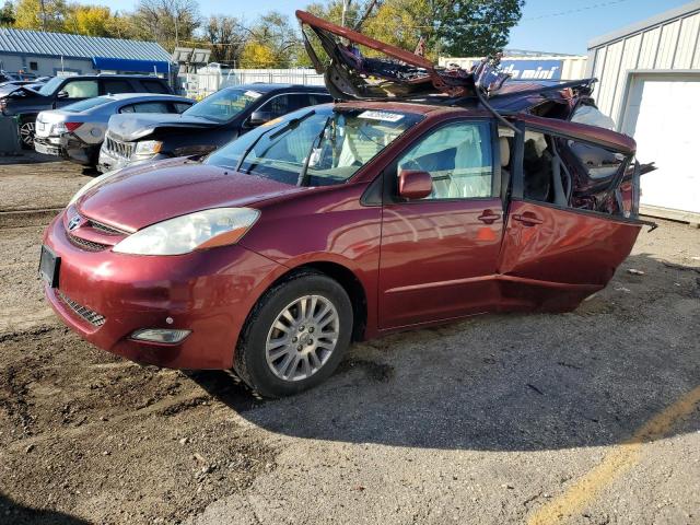 TOYOTA SIENNA XLE