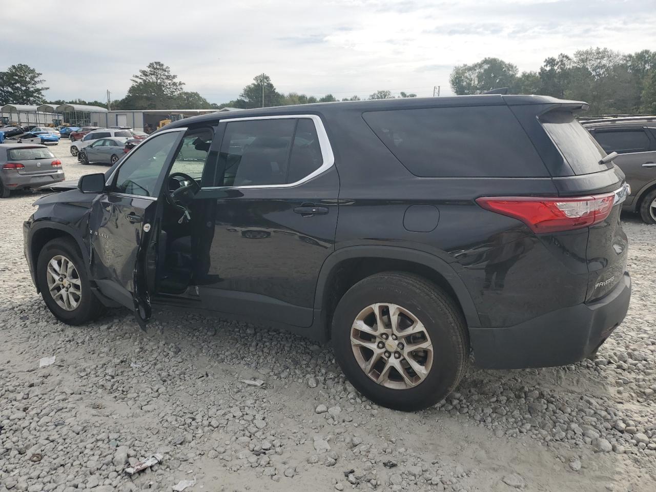 Lot #2940761368 2020 CHEVROLET TRAVERSE L