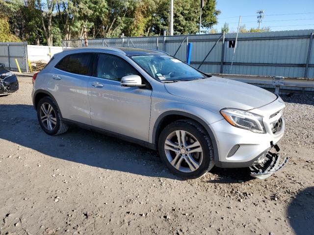 VIN WDCTG4GB7FJ126893 2015 MERCEDES-BENZ GLA-CLASS no.4