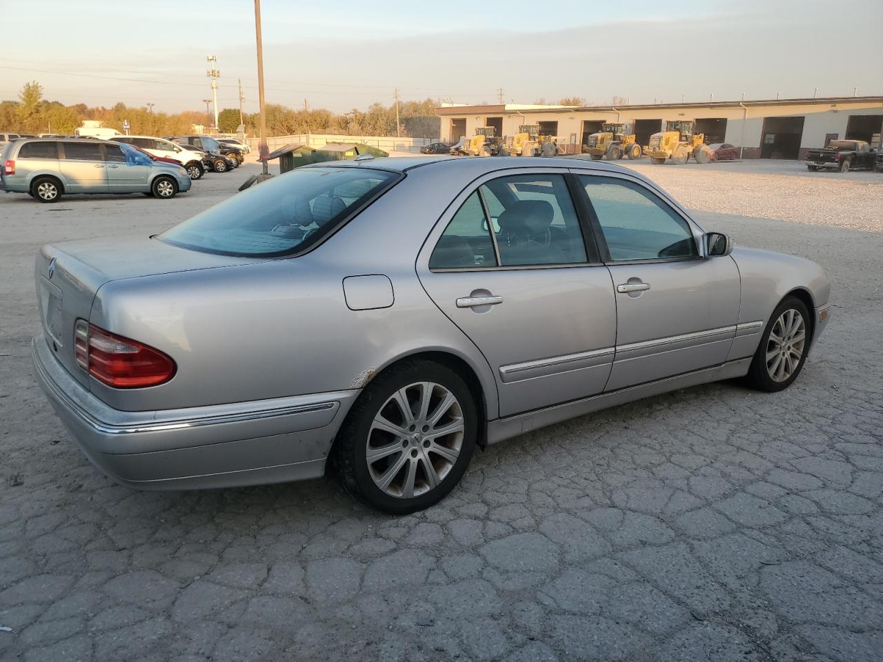 Lot #2928401791 2002 MERCEDES-BENZ E 320