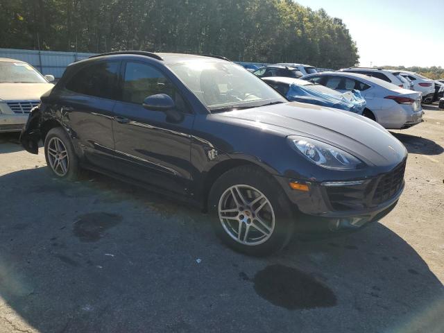 VIN WP1AA2A55JLB09611 2018 PORSCHE MACAN no.4