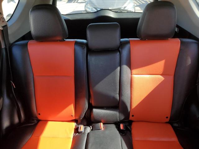 2016 TOYOTA RAV4 LE - JTMBFREV5GJ068914