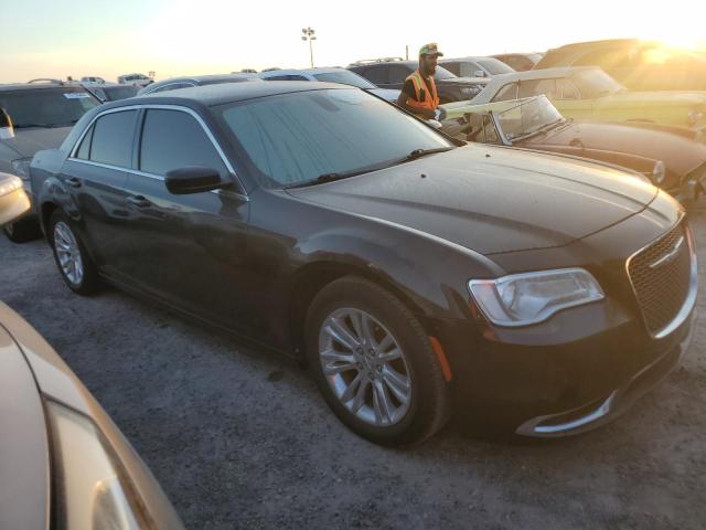 VIN 2C3CCAAGXHH547021 2017 Chrysler 300, Limited no.4