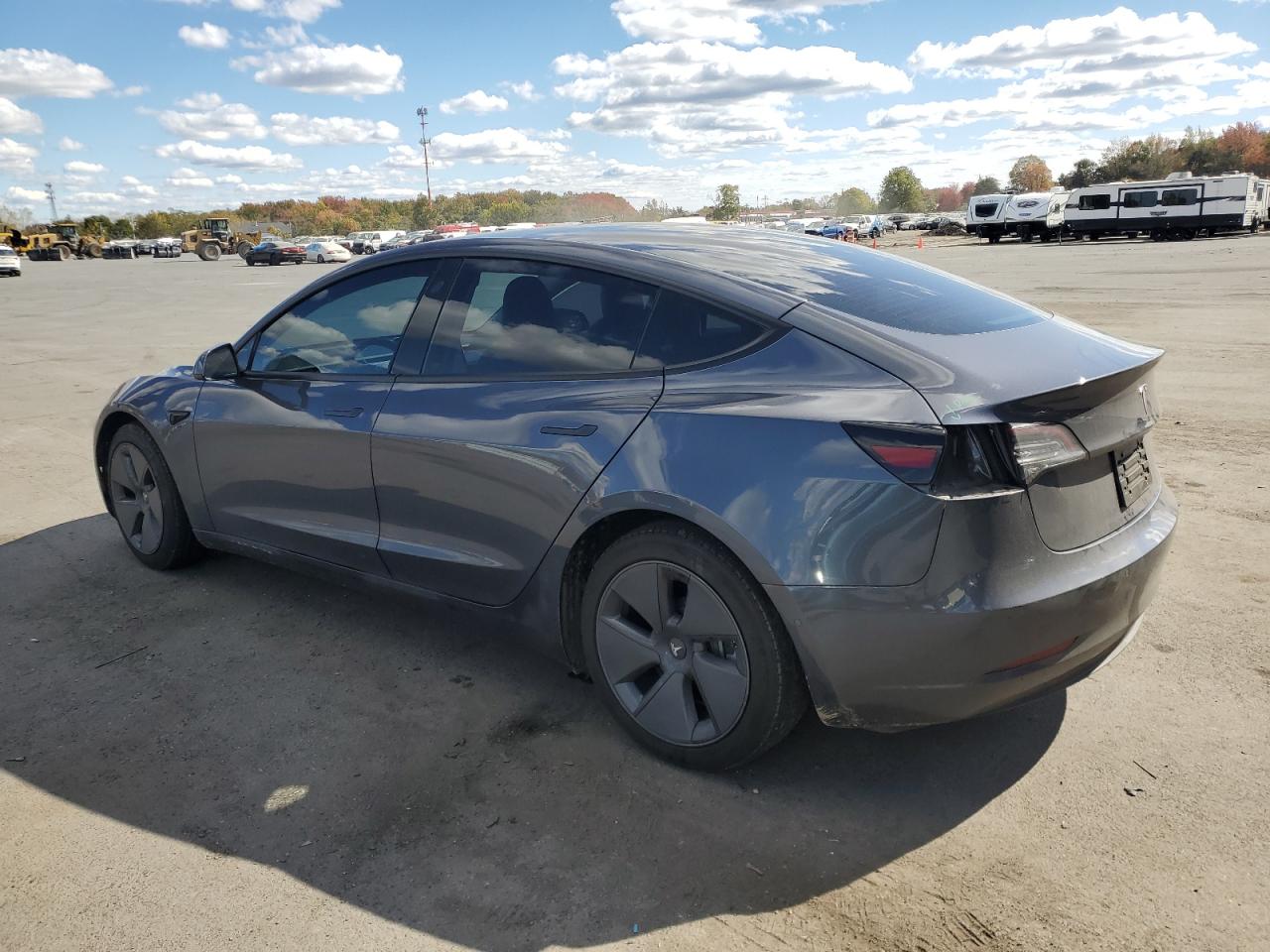 Lot #2986909076 2022 TESLA MODEL 3