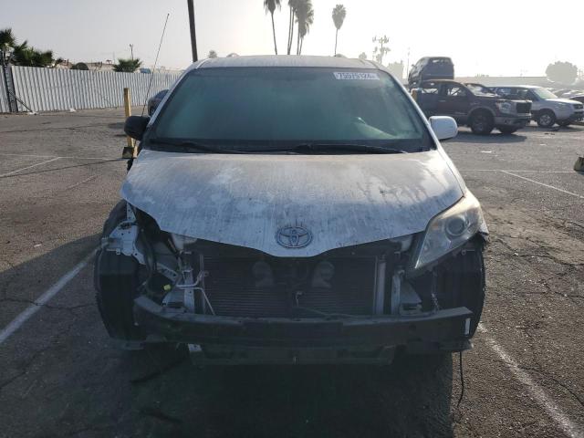 VIN 5TDKK3DC7ES476551 2014 Toyota Sienna, LE no.5