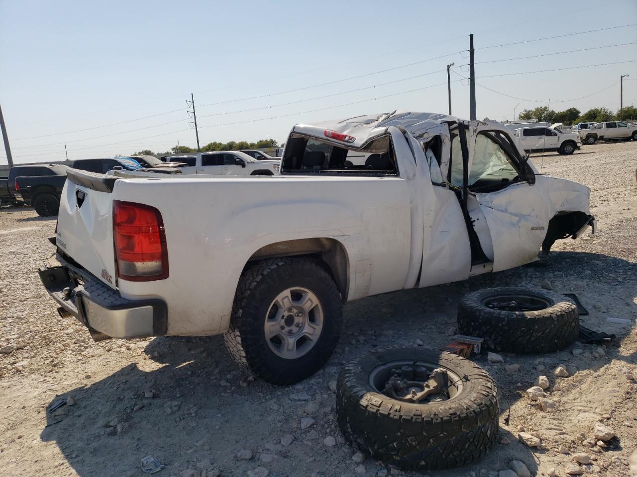 Lot #3033572102 2011 GMC SIERRA C15