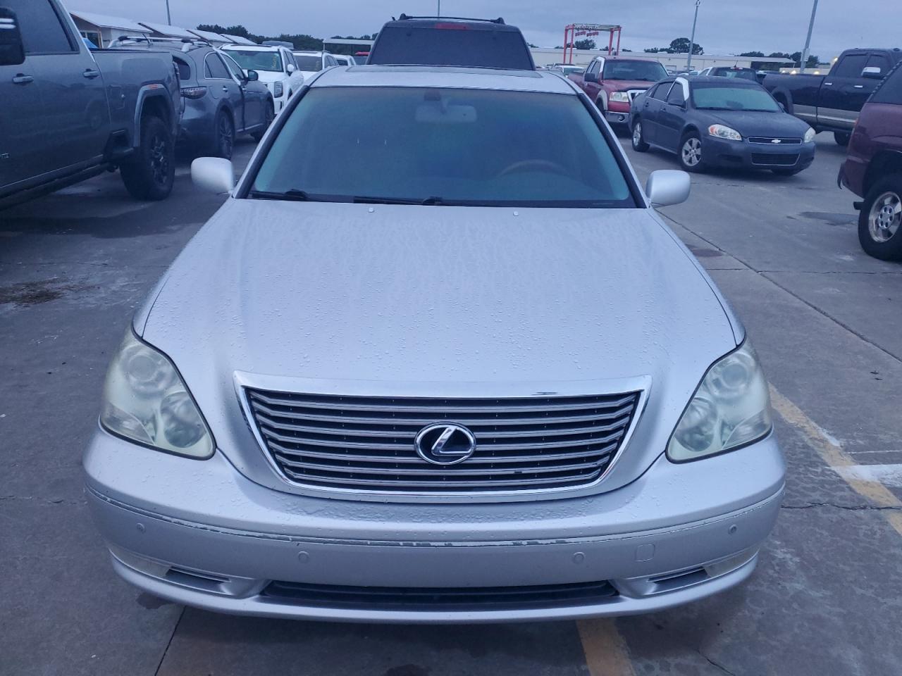 Lot #3029580070 2004 LEXUS LS 430