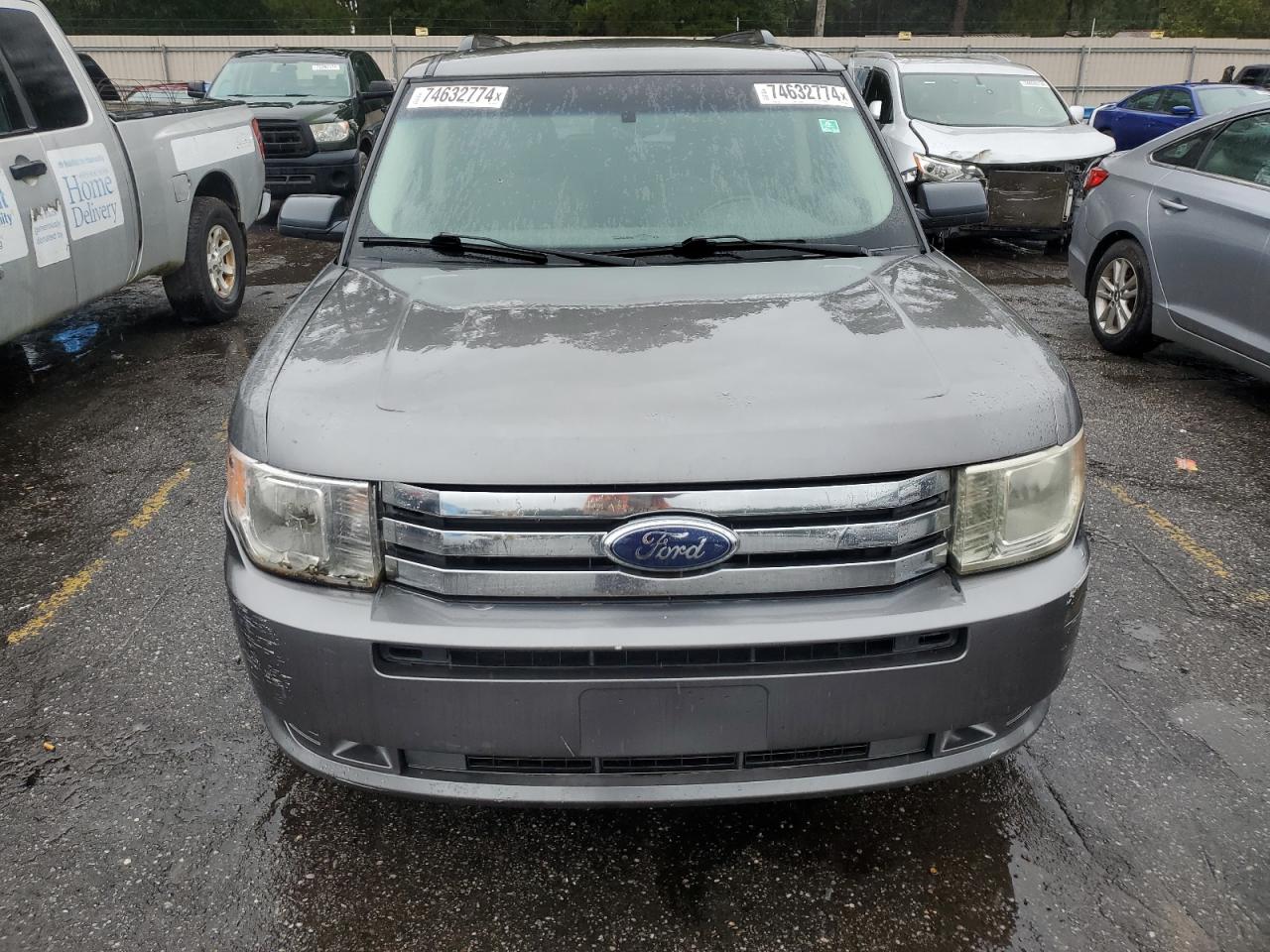 Lot #2885434853 2010 FORD FLEX SE