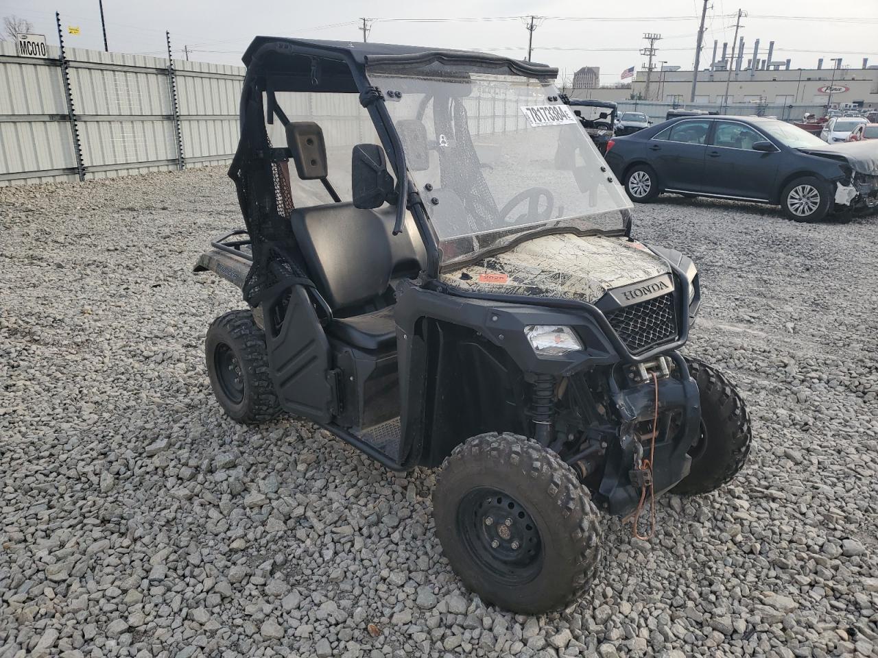 Honda Pioneer 2016 5000