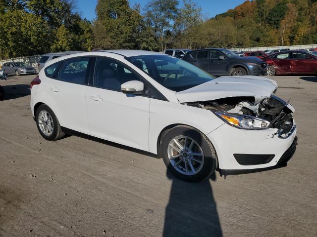 VIN 1FADP3K25GL343589 2016 Ford Focus, SE no.4