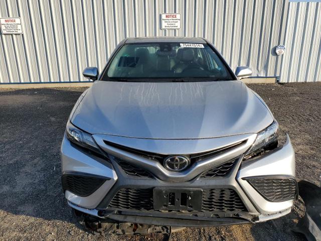 VIN 4T1T11AK3MU560637 2021 Toyota Camry, SE no.5