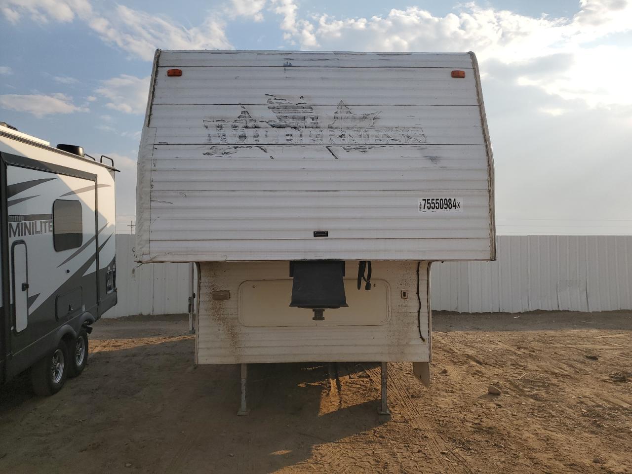 Lot #2909345673 2000 FLEETWOOD RV