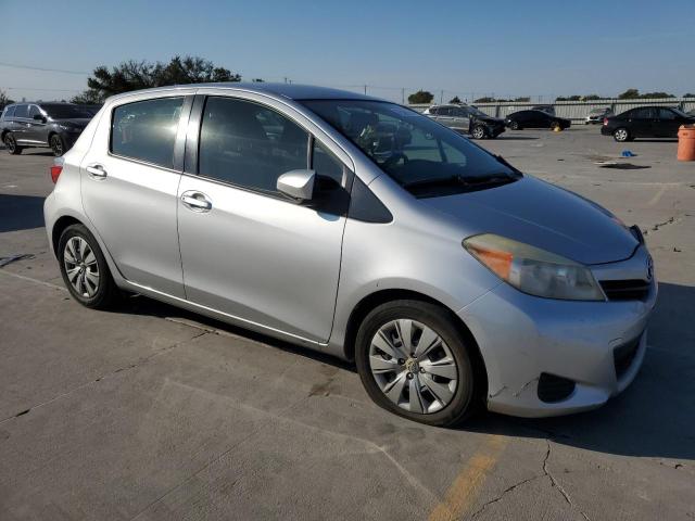 VIN JTDKTUD39DD543065 2013 Toyota Yaris no.4