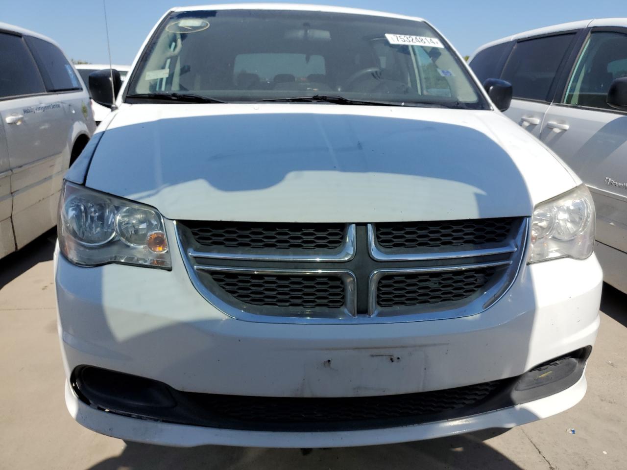 Lot #2925443413 2017 DODGE GRAND CARA